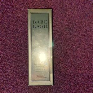Babe lash essential serum